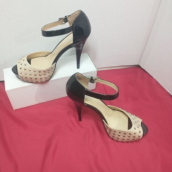Rock & Republic Woman's SZ 9.5M Studded High Heels With Ankle Strap . - Picture 1 of 9
